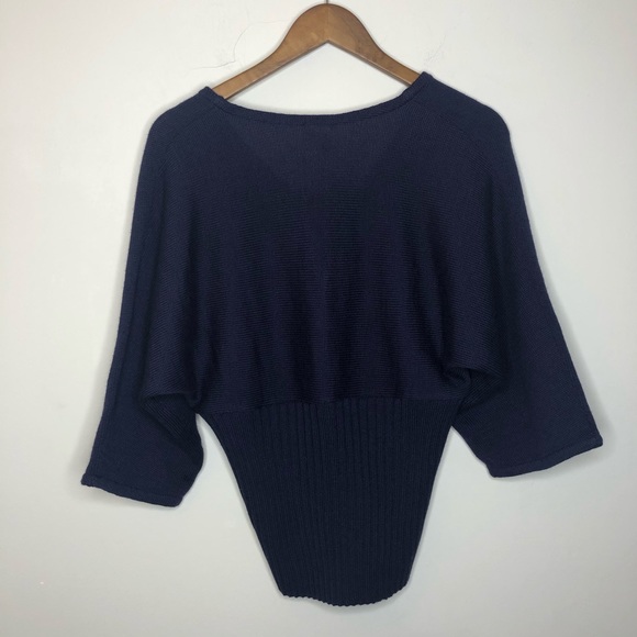 Simona Petela Knit Sweater - Picture 2 of 6